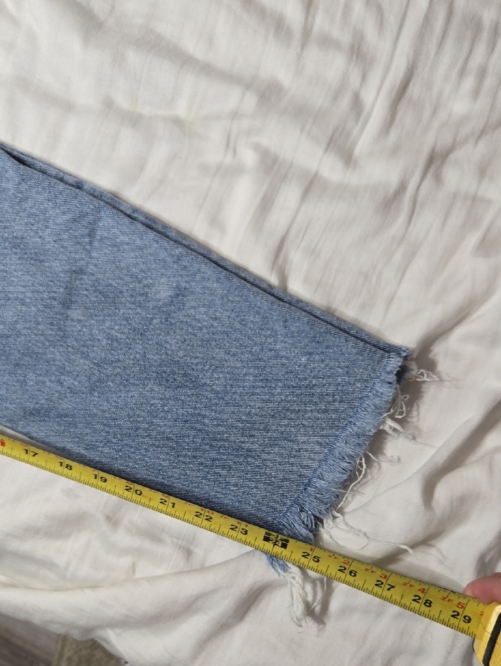PacSun Patched Girlfriend Cropped Jeans Women's Size 25 Mid Rise Frayed Hem - Picture 10 of 10